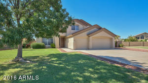 208 E Liberty Ln, Gilbert, AZ 85296 photo 3