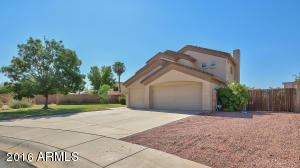 208 E Liberty Ln, Gilbert, AZ 85296 photo 1