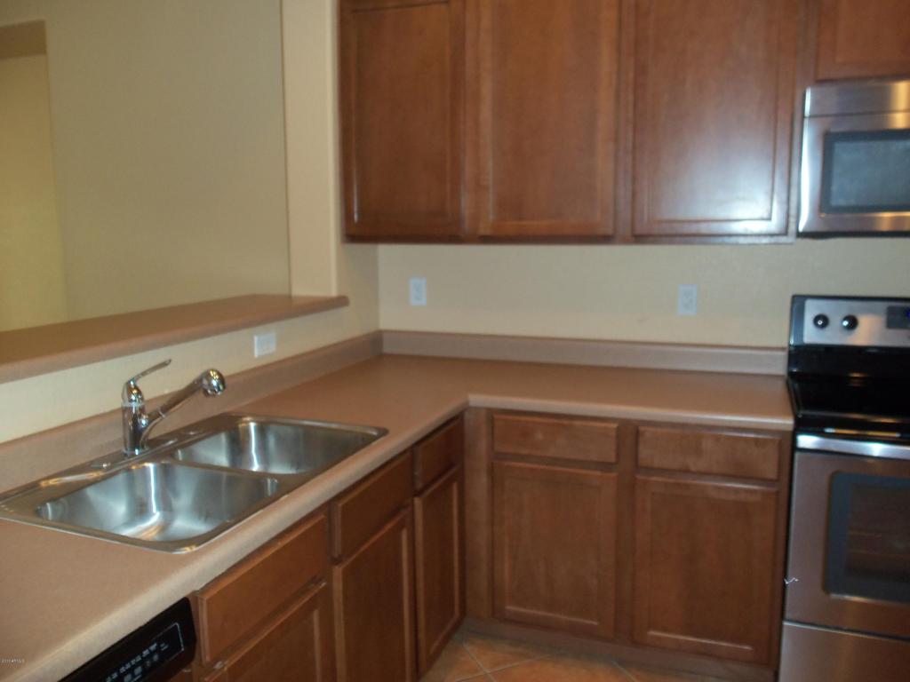 1574 Elgin St, Gilbert, AZ 85295 photo 3