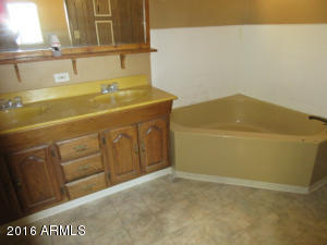 1430 S Basham Rd, Globe, AZ 85501 photo 5