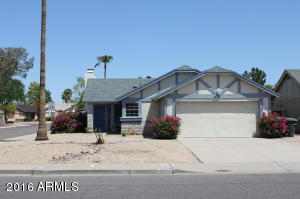 3836 E Acoma Dr, Phoenix, AZ 85032 photo 1