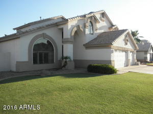 1925 E Pinto Dr, Gilbert, AZ 85296 photo 2