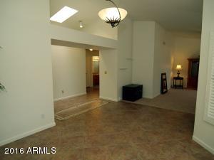 4022 E Thistle Landing Dr, Phoenix, AZ 85044 photo 5