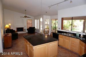 4022 E Thistle Landing Dr, Phoenix, AZ 85044 photo 7
