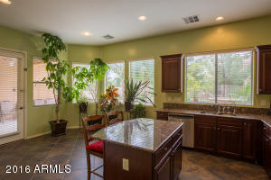 3003 S Roca St, Gilbert, AZ 85295 photo 10