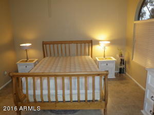902 E Hearne Way, Gilbert, AZ 85234 photo 12