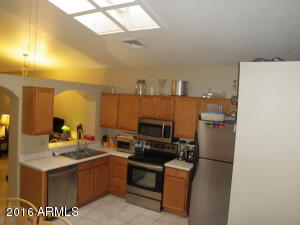 902 E Hearne Way, Gilbert, AZ 85234 photo 4