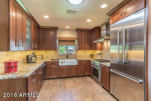 4202 E Osborn Rd, Phoenix, AZ 85018 photo 19