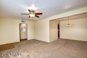 2933 Earll Dr, Phoenix, AZ 85016 photo 3