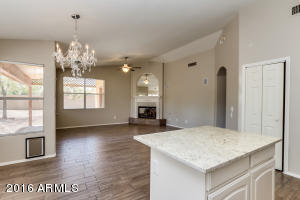 811 N Cole Ct, Gilbert, AZ 85234 photo 9