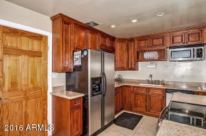 2213 E Roma Ave, Phoenix, AZ 85016 photo 7