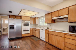 3402 E Desert Cove Ave, Phoenix, AZ 85028 photo 12