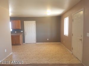438 E Hinton Rd, Eloy, AZ 85131 photo 3