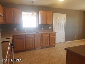 438 E Hinton Rd, Eloy, AZ 85131 photo 6