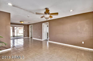 3644 E Crocus Dr, Phoenix, AZ 85032 photo 4