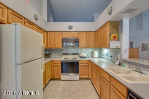 5846 E Fox Cir, Mesa, AZ 85205 photo 13