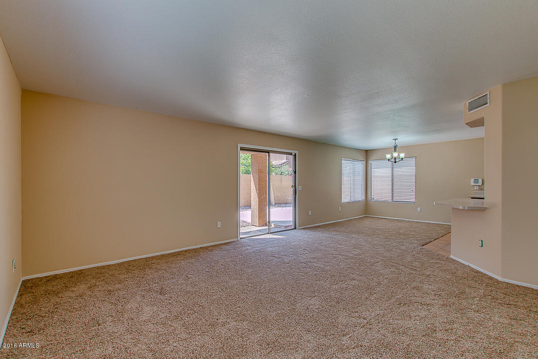 4046 E Abraham Ln, Phoenix, AZ 85050 photo 15