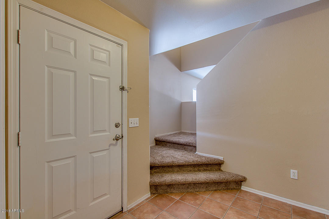 4046 E Abraham Ln, Phoenix, AZ 85050 photo 7