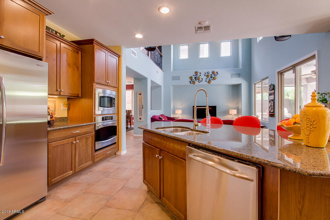 3843 E Matthew Dr, Phoenix, AZ 85050 photo 15