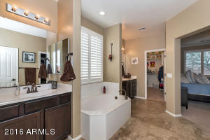 2253 E Flintlock Dr, Gilbert, AZ 85298 photo 15