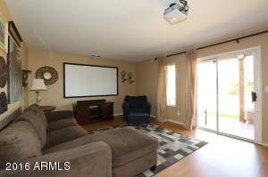 2520 E Taro Ln, Phoenix, AZ 85050 photo 5