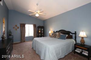 2520 E Taro Ln, Phoenix, AZ 85050 photo 10