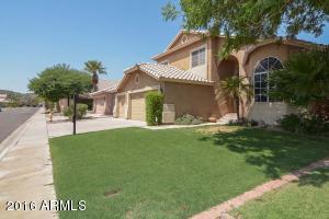 2520 E Taro Ln, Phoenix, AZ 85050 photo 1