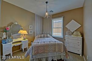 2107 E Fraktur Rd, Phoenix, AZ 85040 photo 18