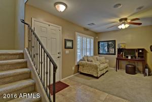 2107 E Fraktur Rd, Phoenix, AZ 85040 photo 2