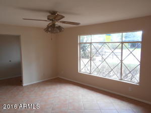 526 E Bishop Dr, Tempe, AZ 85282 photo 4