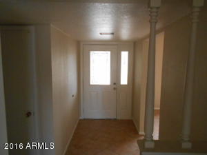 526 E Bishop Dr, Tempe, AZ 85282 photo 3