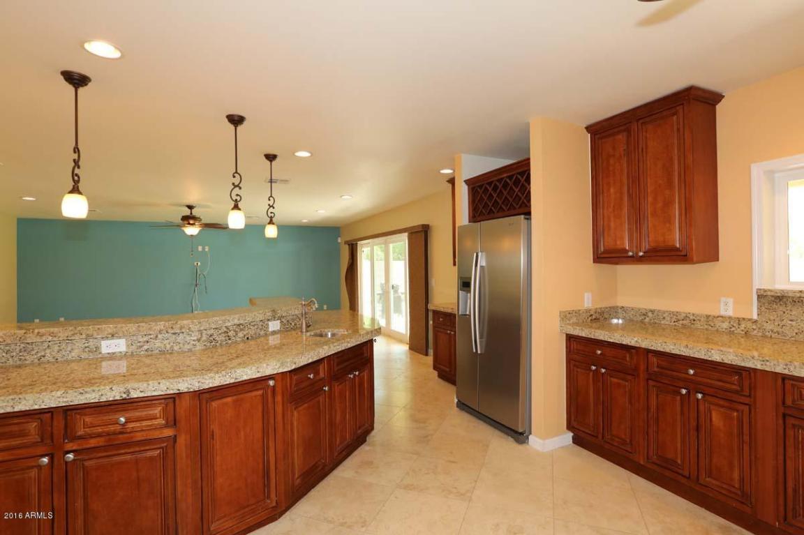 823 W Solano Dr, Phoenix, AZ 85013 photo 10