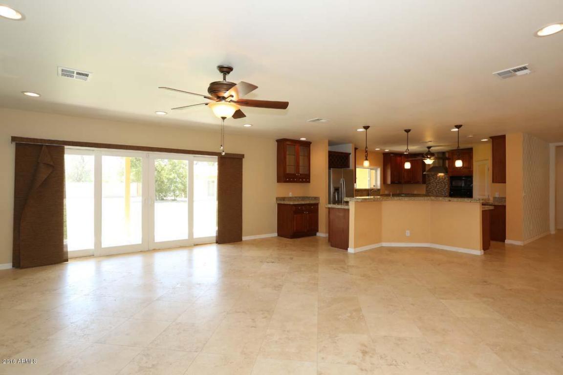 823 W Solano Dr, Phoenix, AZ 85013 photo 6