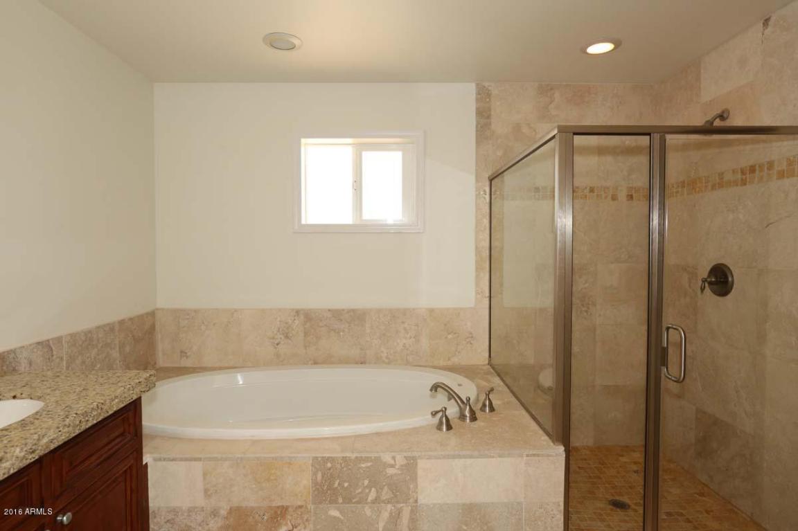 823 W Solano Dr, Phoenix, AZ 85013 photo 27