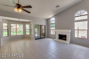 619 E Hearne Way, Gilbert, AZ 85234 photo 12