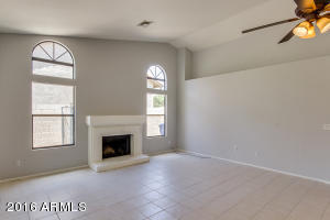 619 E Hearne Way, Gilbert, AZ 85234 photo 13