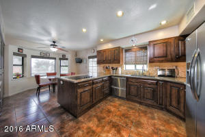 1920 E Beck Ln, Phoenix, AZ 85022 photo 12