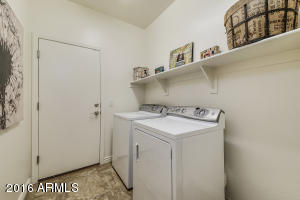 2985 E Santa Fe Ln, Gilbert, AZ 85297 photo 8