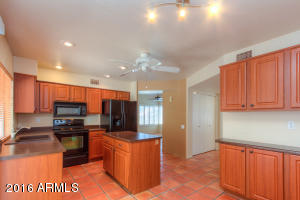 3926 E Gail Dr, Phoenix, AZ 85044 photo 12