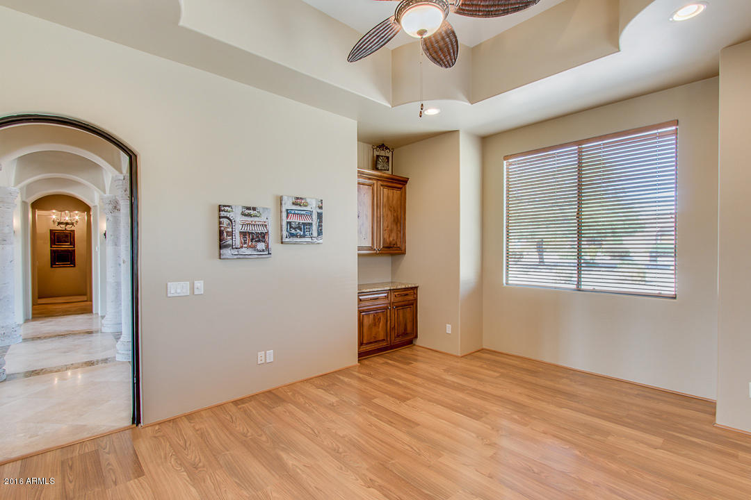 8323 E Knoll Cir, Mesa, AZ 85207 photo 12