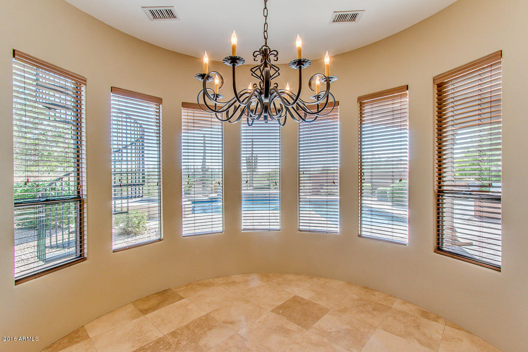 8323 E Knoll Cir, Mesa, AZ 85207 photo 10