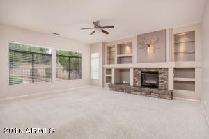 4520 E Sands Dr, Phoenix, AZ 85050 photo 2