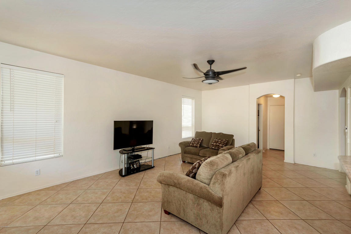 4202 E Redwood Ln, Phoenix, AZ 85048 photo 6