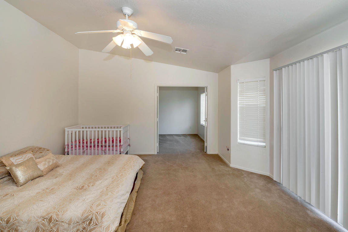 4202 E Redwood Ln, Phoenix, AZ 85048 photo 12