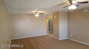 2695 E Oakleaf Dr, Tempe, AZ 85288 photo 3