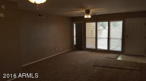 2695 E Oakleaf Dr, Tempe, AZ 85288 photo 4