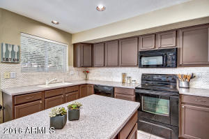 7424 E Kilarea Ave, Mesa, AZ 85209 photo 6