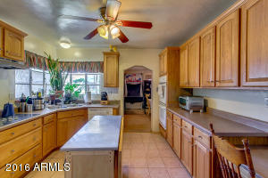 105 E Carter Rd, Phoenix, AZ 85042 photo 9