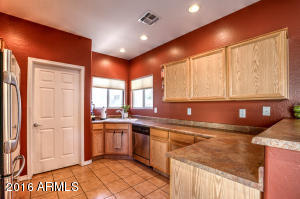 1842 E Del Rio St, Gilbert, AZ 85295 photo 4