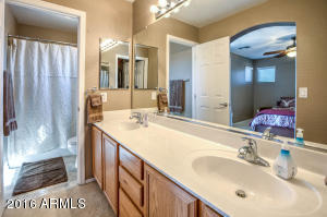 1842 E Del Rio St, Gilbert, AZ 85295 photo 9